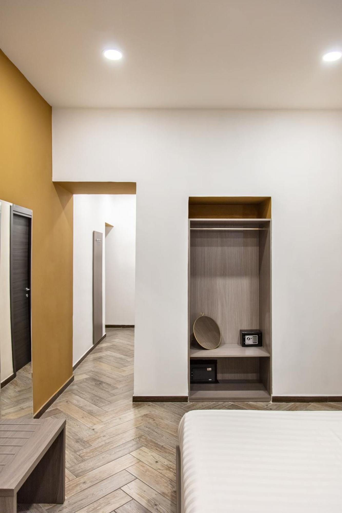 Toledo Lifestyle Hotel Napoli Exterior foto